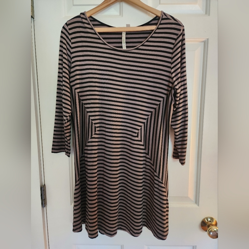 Comfy Usa Tunic Top Black & Taupe Stripe Size Large Lagenlook Teachet Artsy
